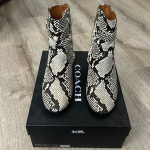 Coach Elisa PTE Bootie